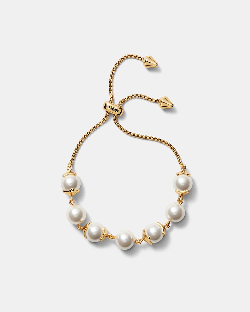 Fabulous Pearl Toggle Bracelet