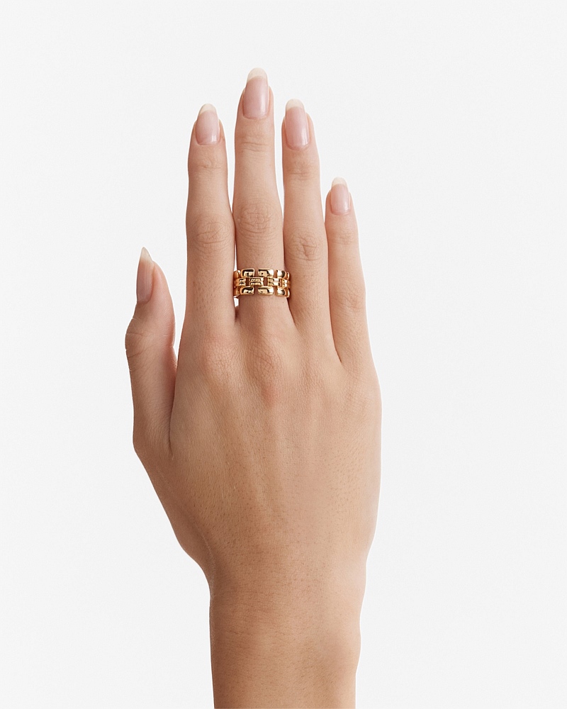 Linked Up Ring