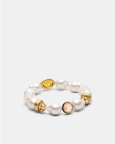 Goddess Pearl Bracelet