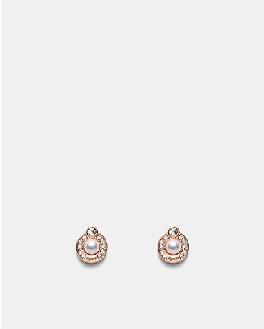 Encanto Pearl Stud Earrings