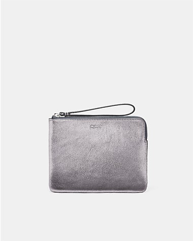 Classico Medium Pouch