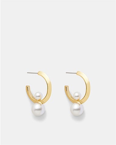 The Edge Pearl Hoop Earrings