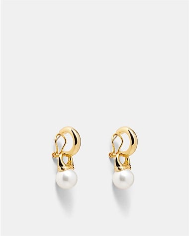 En Pointe Pearl Hoop Earrings