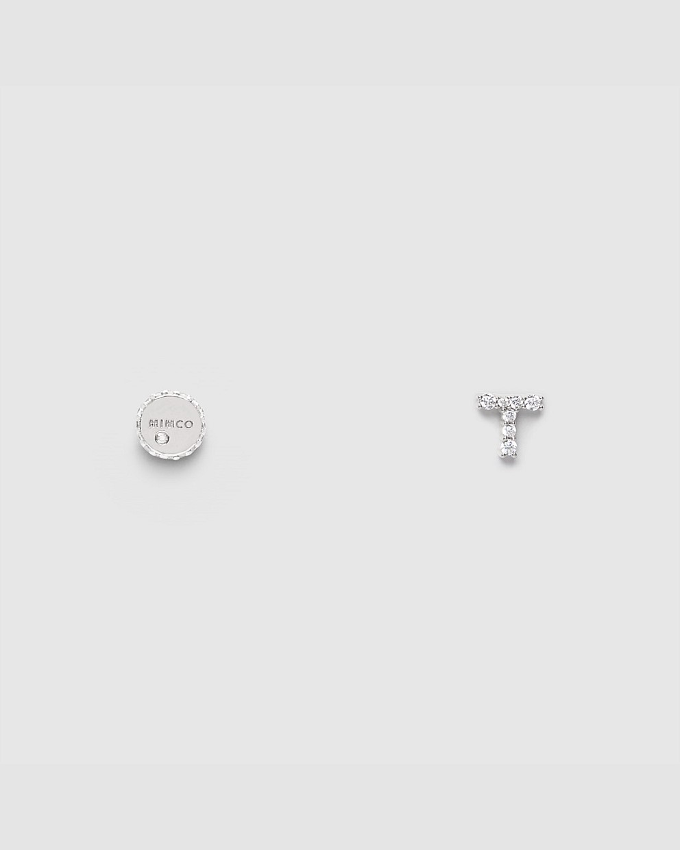 TYPIFY STUD T EARRINGS