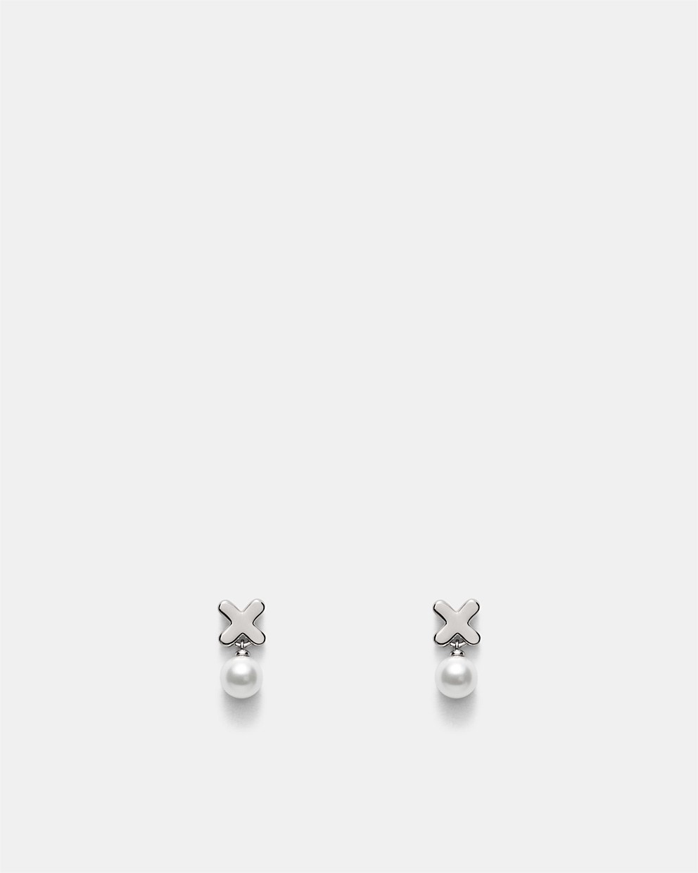 Essense Pearl Stud Earrings