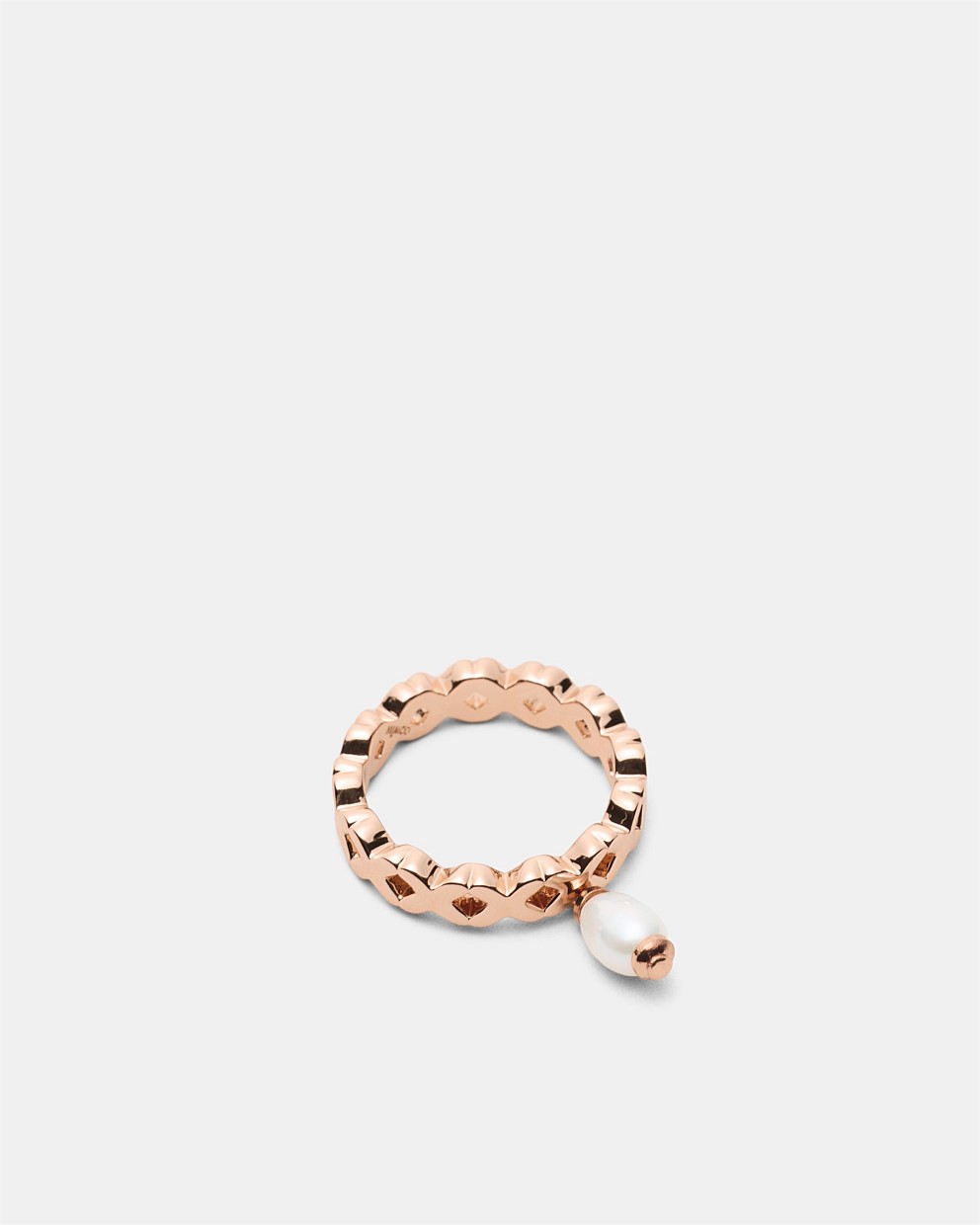 Essense Pearl Ring