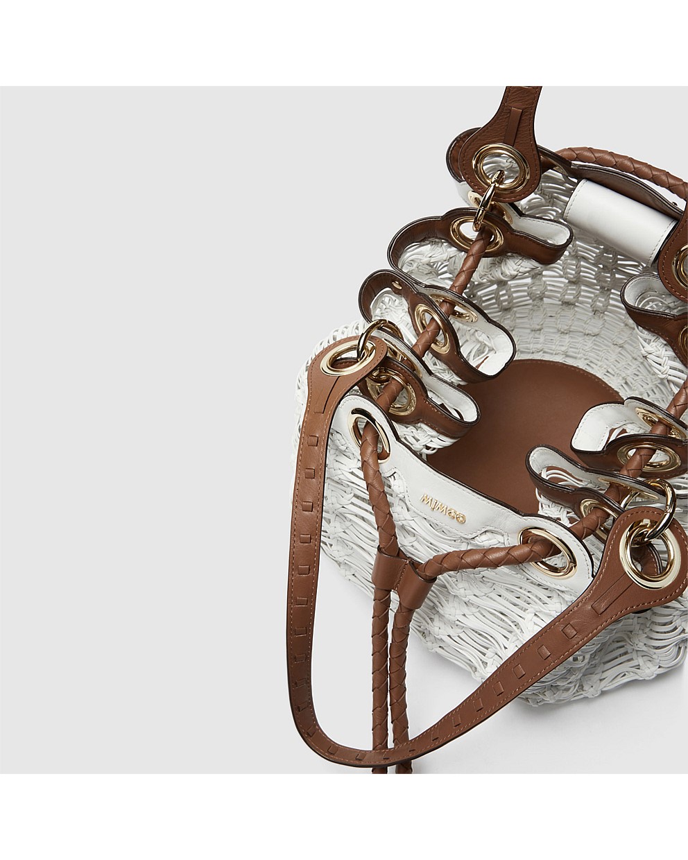LEATHER SELVA BUCKET BAG