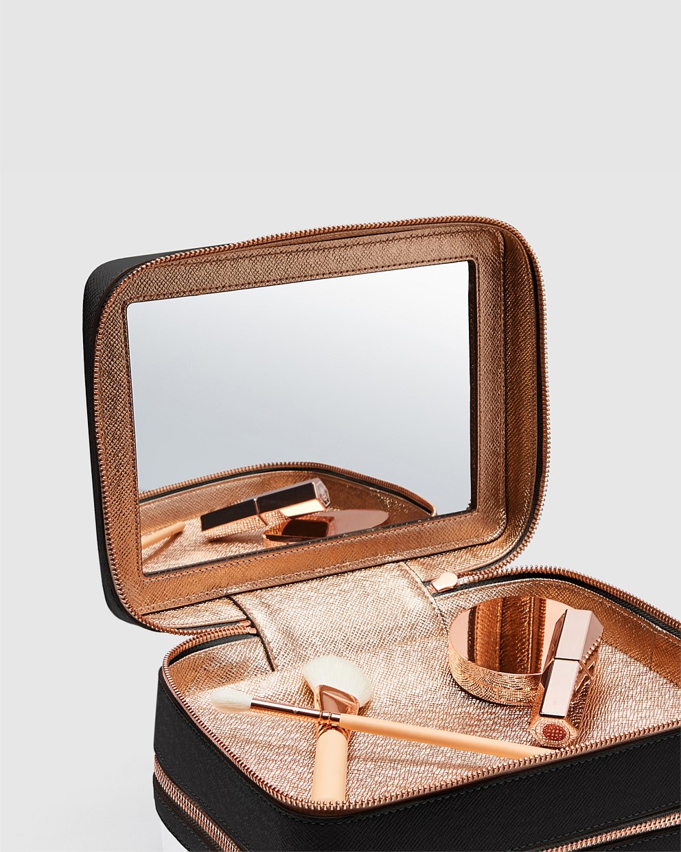 Classico Large Cosmetic Bag