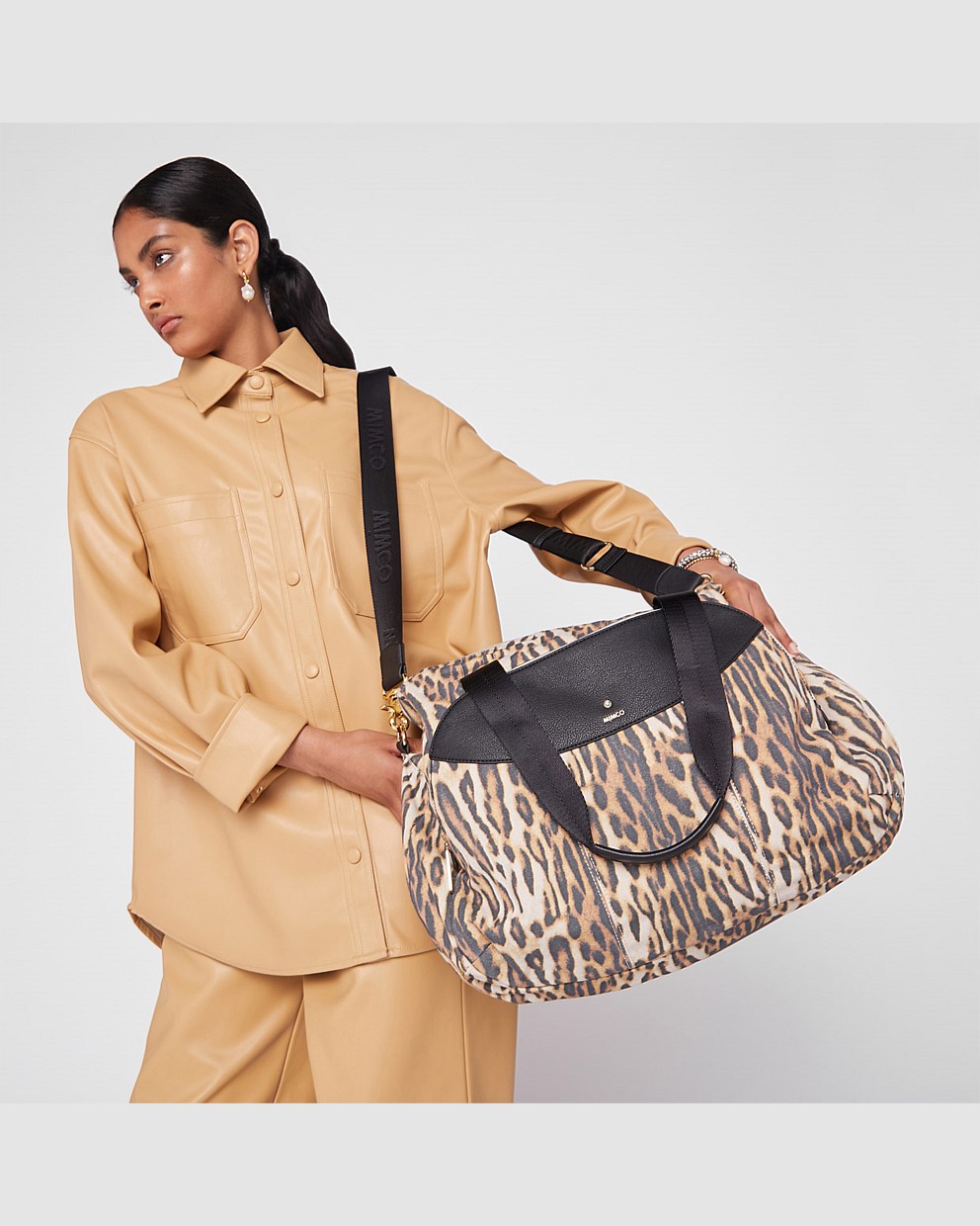Vista Weekender Bag