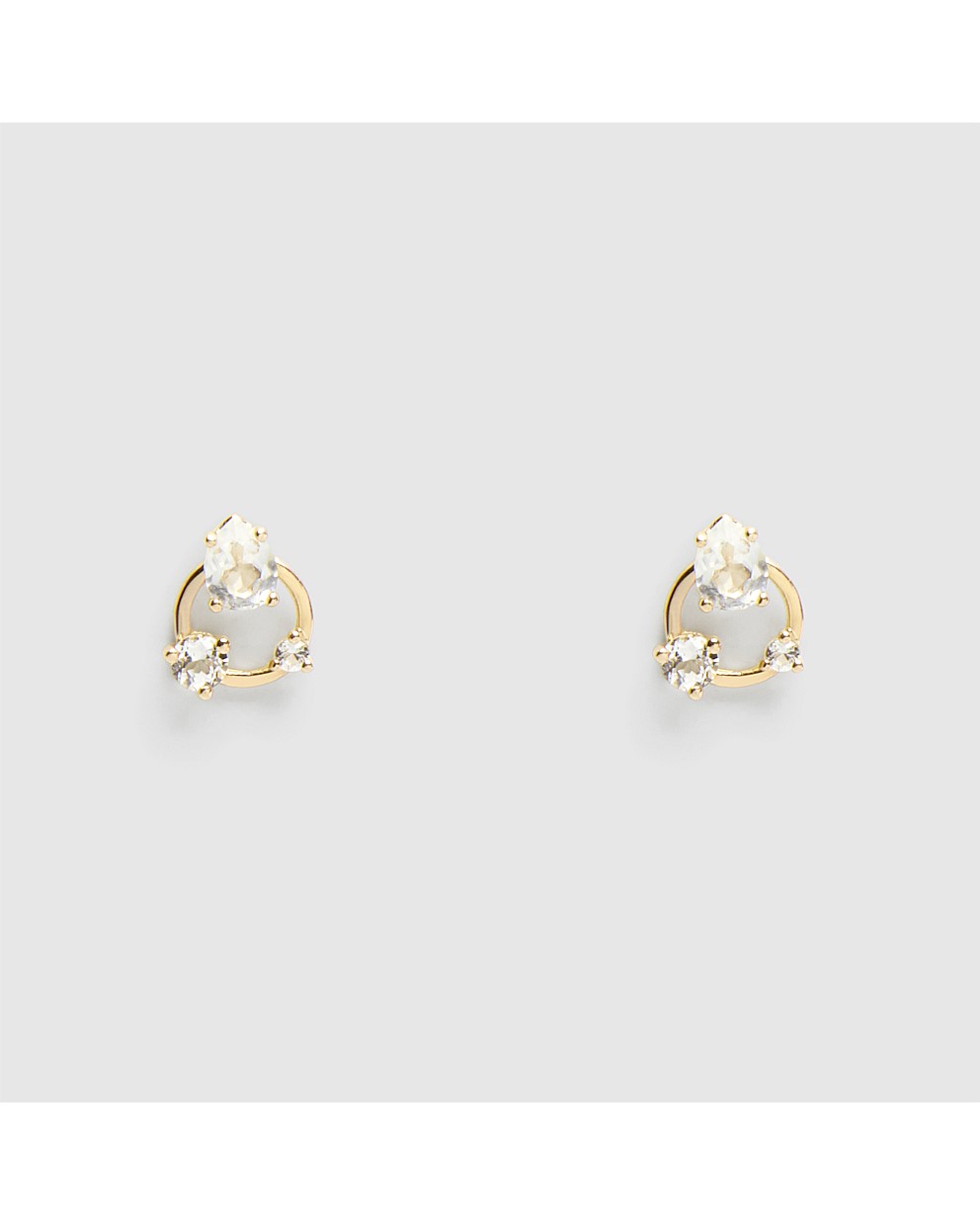 Shine 9K Stud Earrings