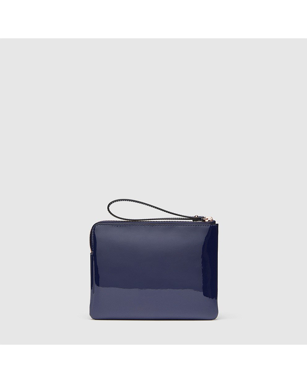 Classico Medium Pouch