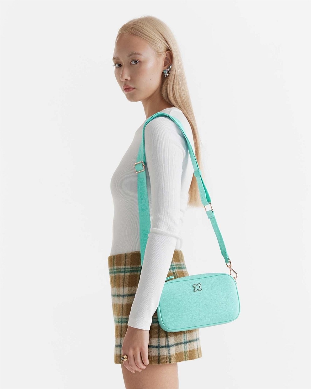 Hendrix Pouch