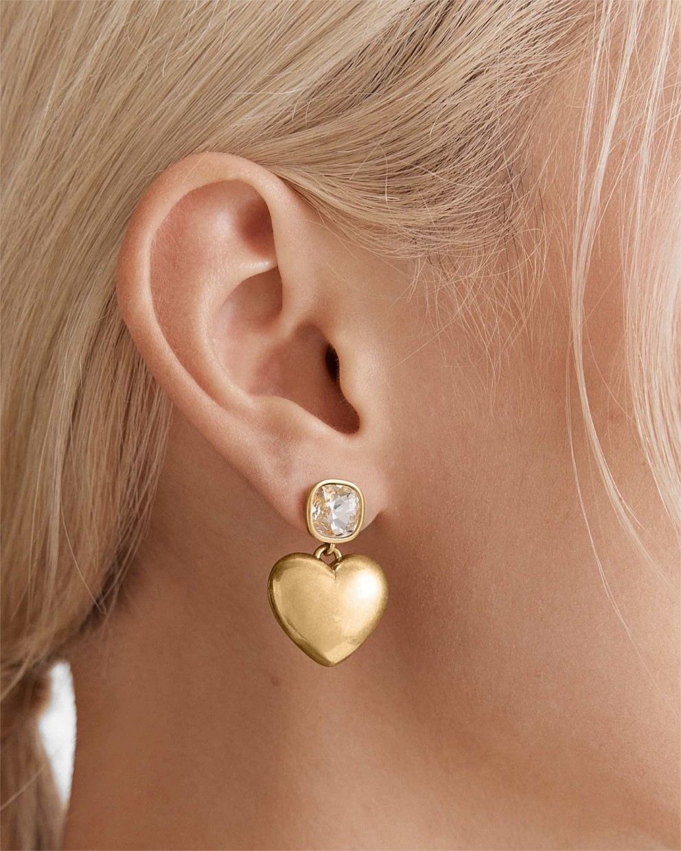 Affaire Drop Earrings