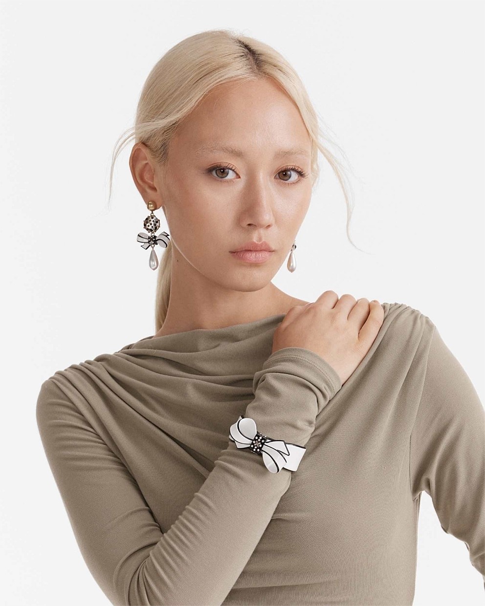 Black White Revival Cuff Bracelet Bracelets & Bangles Mimco