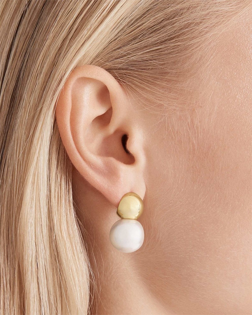 So Smooth Pearl Drop Earrings