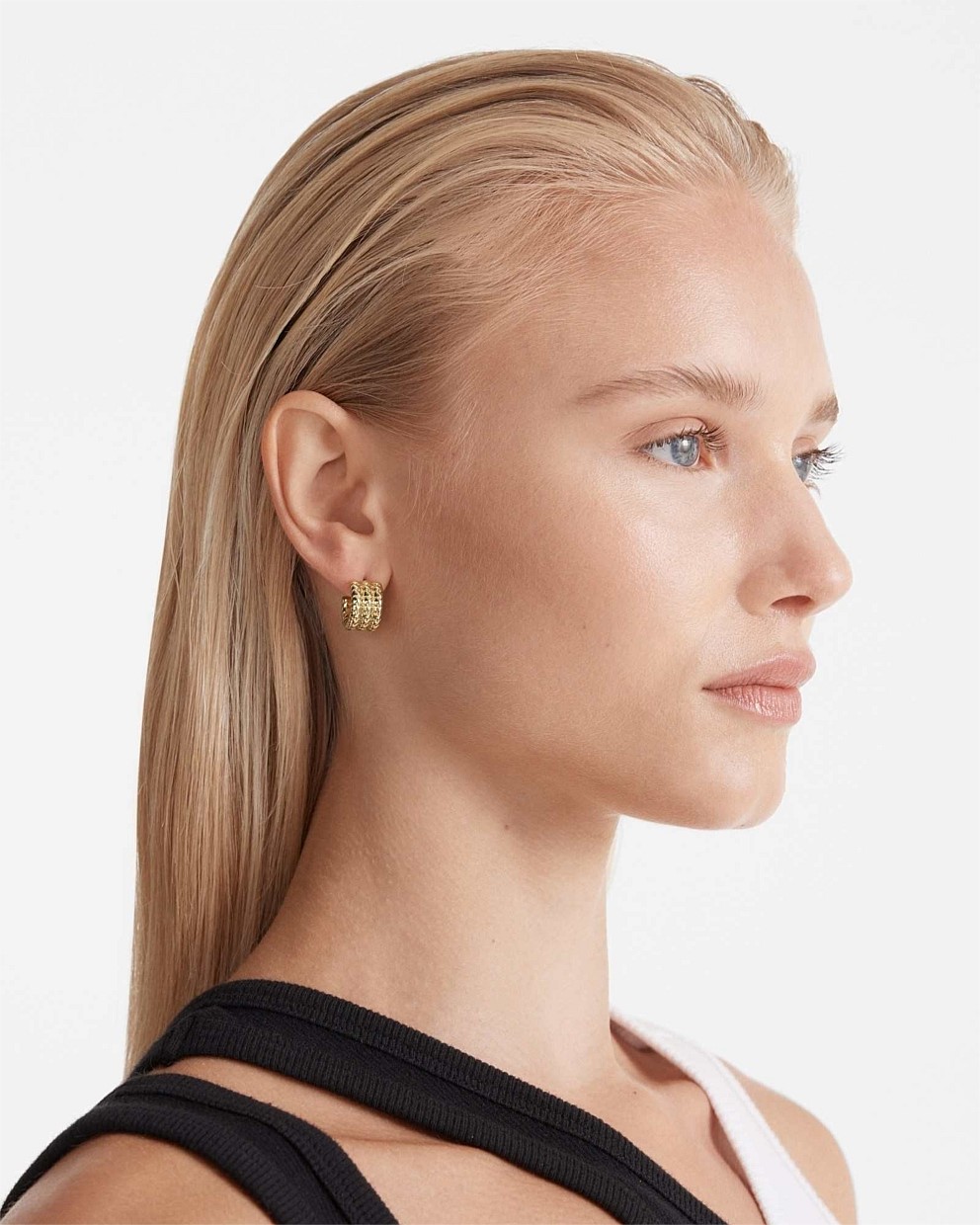 Serenno Small Hoop Earrings