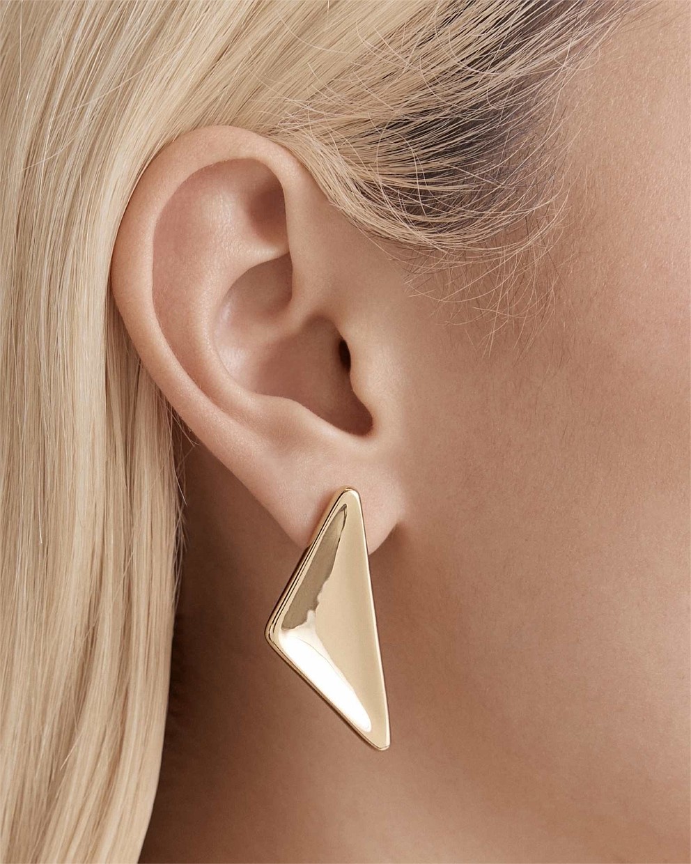 Facette Oversized Stud Earrings