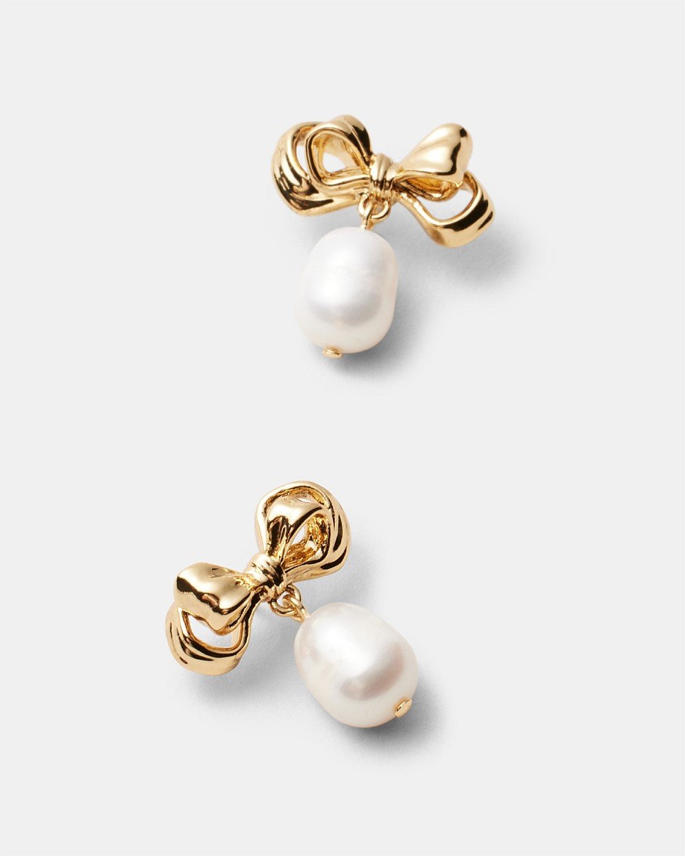 Darcys Bow Pearl Earrings