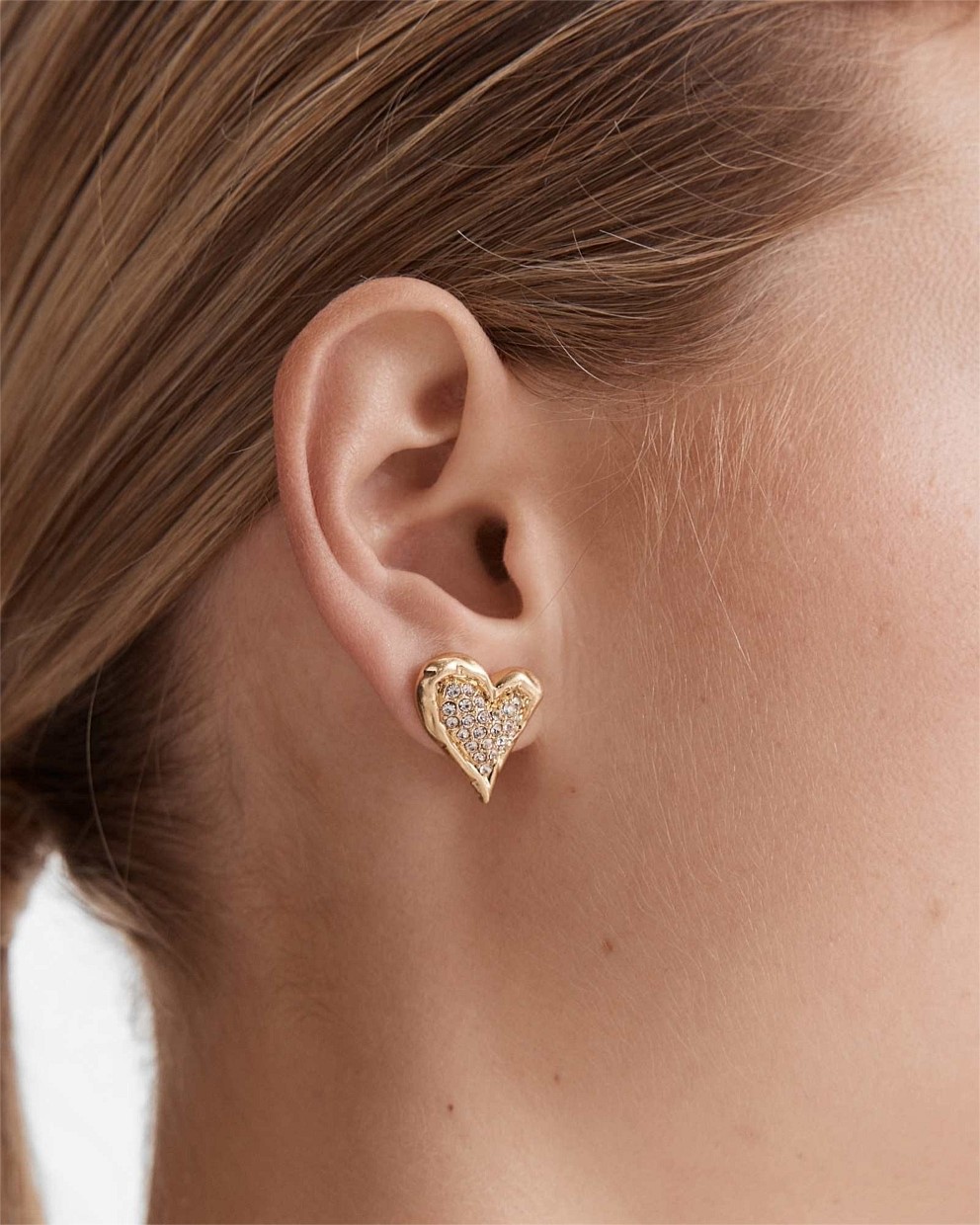 In Love With Me Stud Earrings