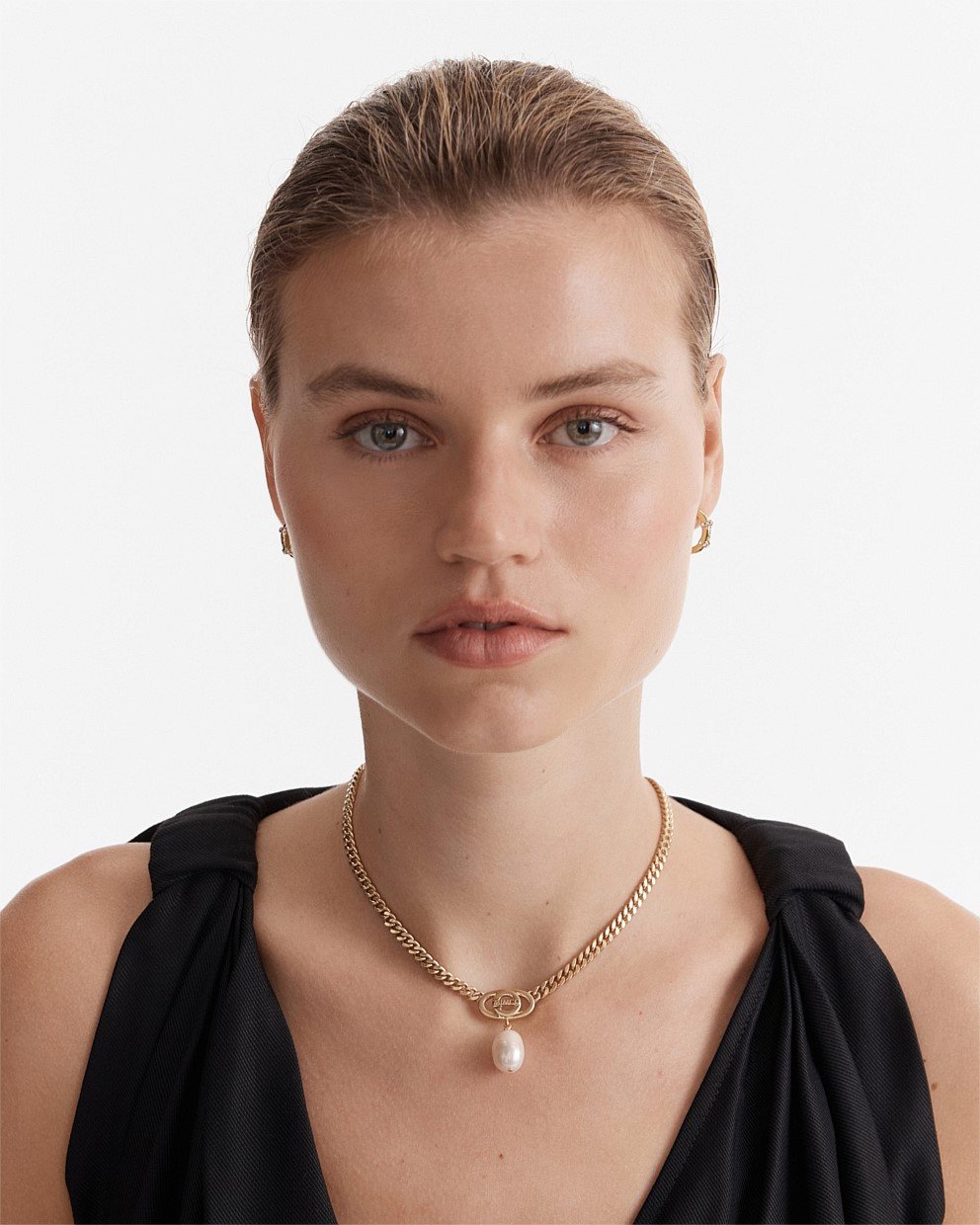 Alliance Pearl Necklace
