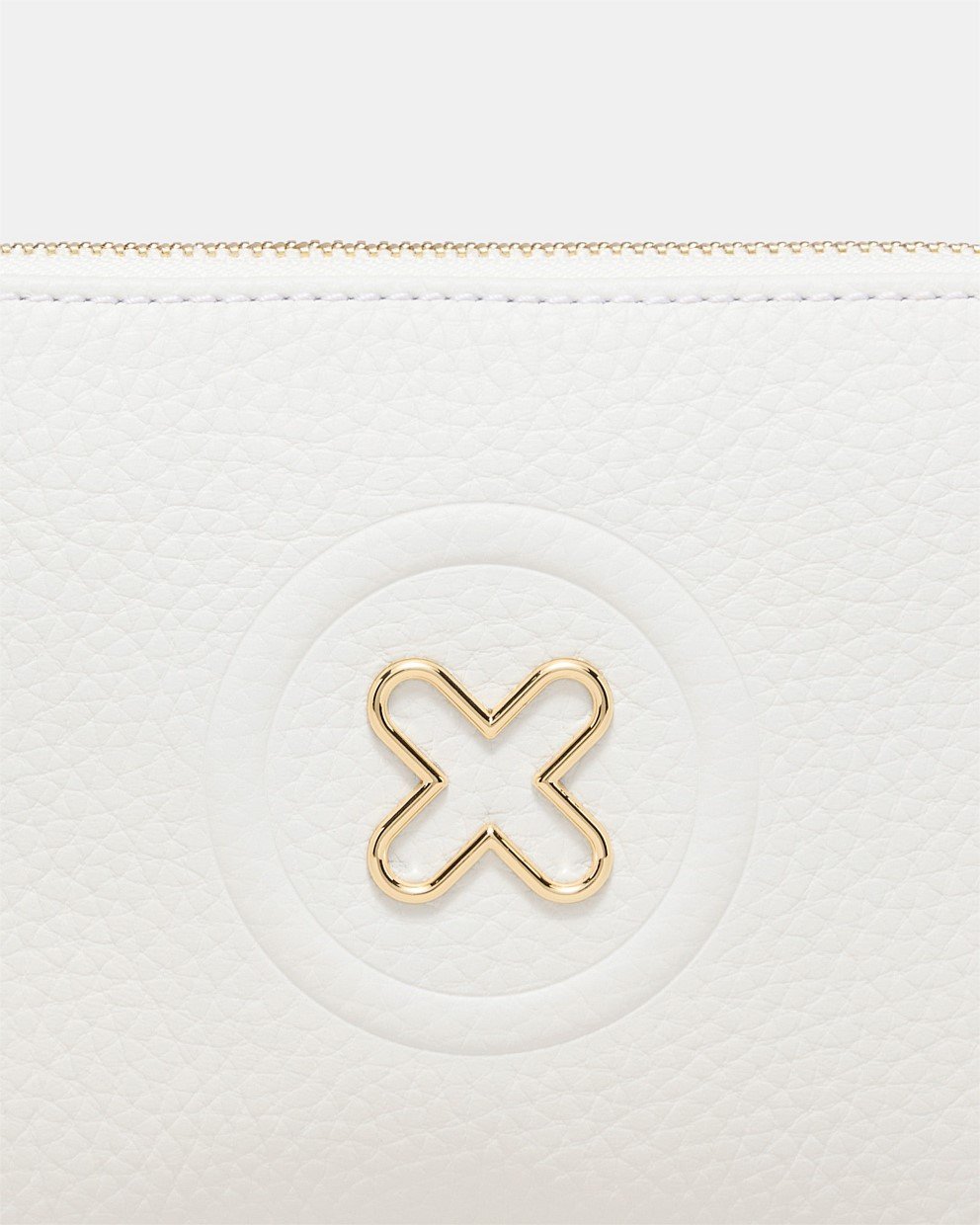 Bay Medium Pouch