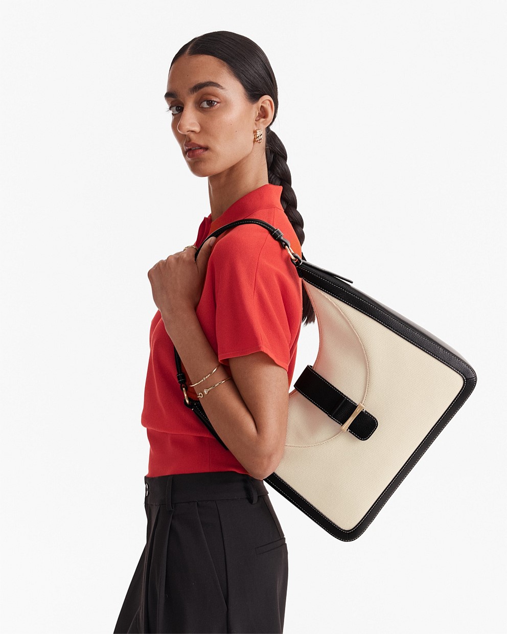 Chelsea Small Hobo Bag