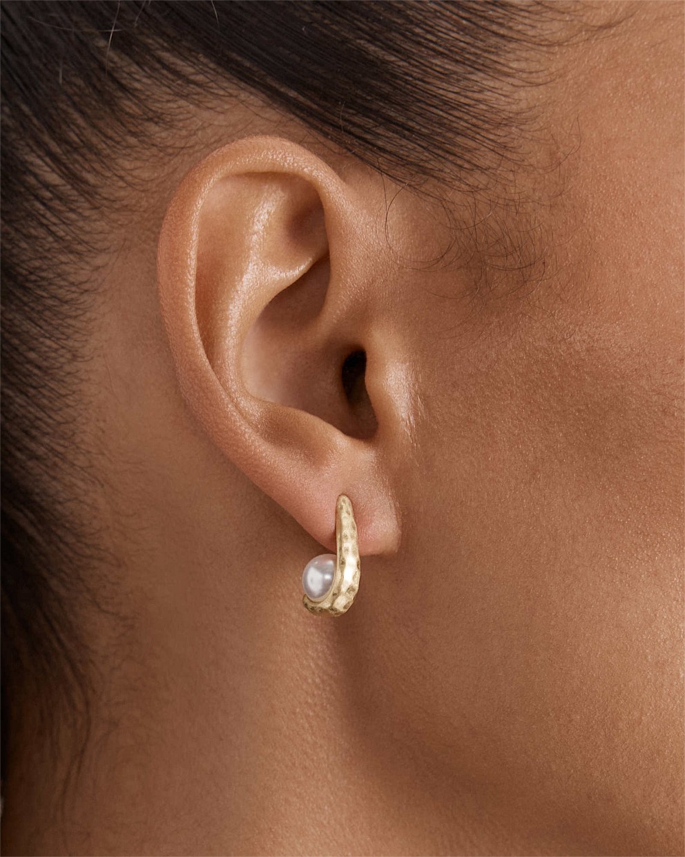 Forge Pearl Stud Earrings