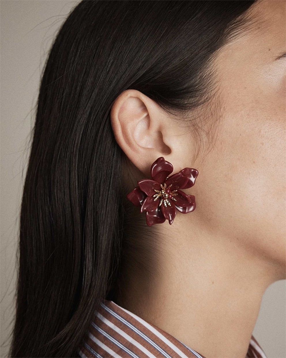 Vienne Flower Stud Earrings