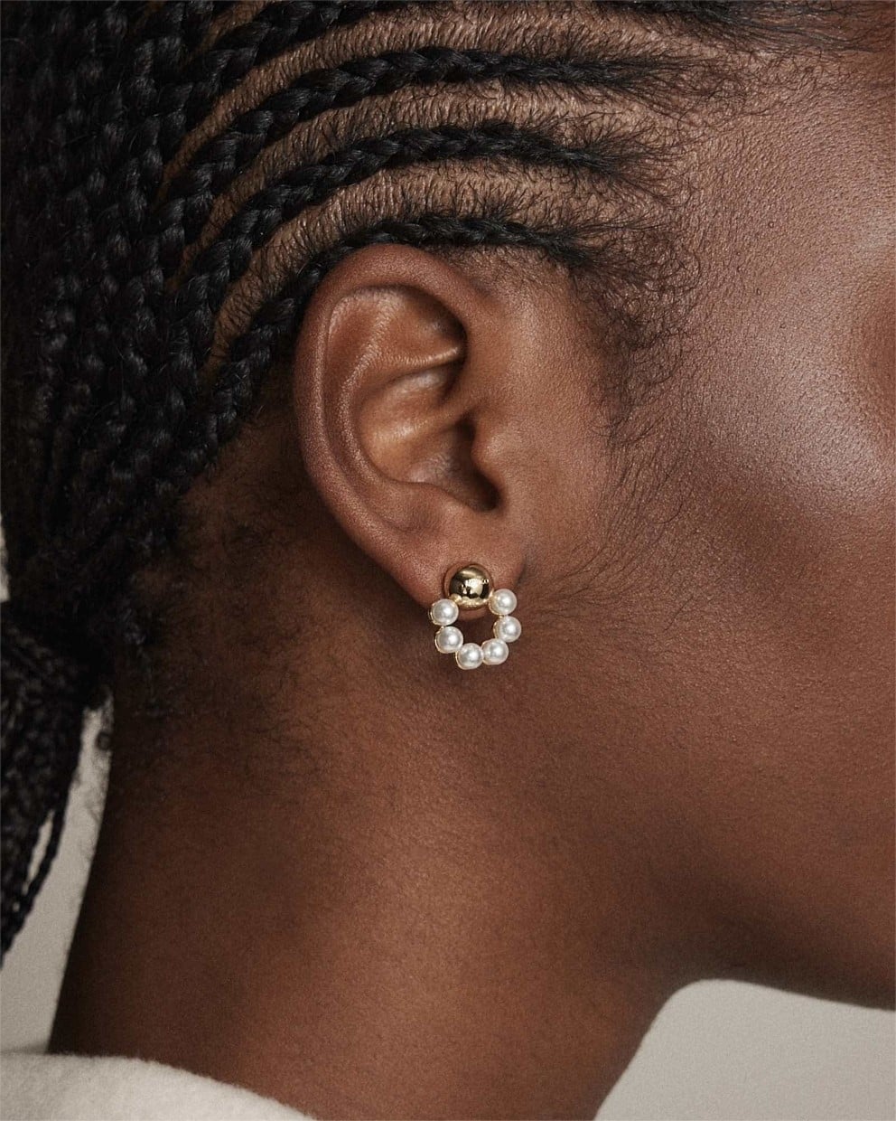 Luminous Aura Stud Earrings