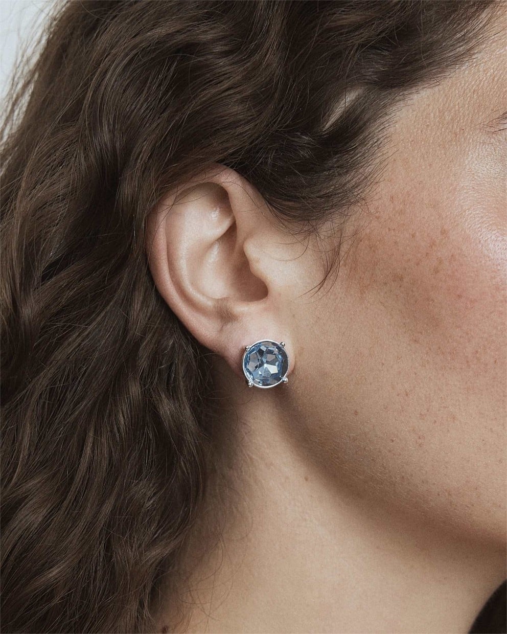 Glowy Crystal Stud Earrings